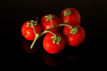 群的番茄