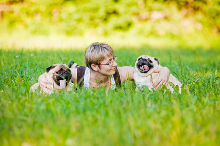 彼女犬持若女