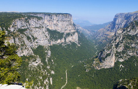 希腊的 vikos 峡谷