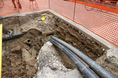 铺设光纤和渡槽用地下管道3