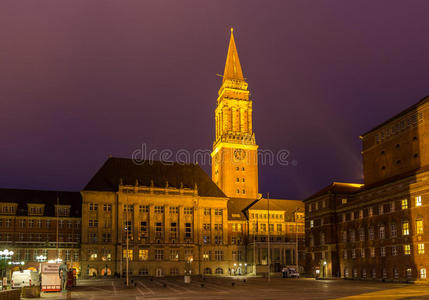 德国基尔市政厅夜景