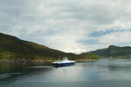 新的西兰岛美丽的瀑布瀑布瀑布,西峡湾,冰岛挪威svandalsfossen地区