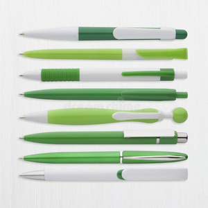 绿色圆珠笔系列，带ps路径