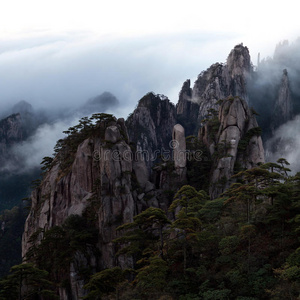 从冷却台地俯瞰黄山，安徽，中国