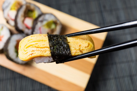 封闭的寿司，日式海鲜