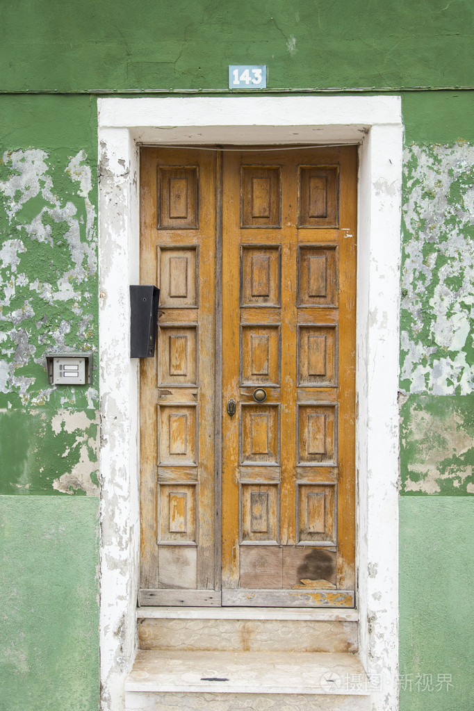 与老绿色壁纸旧老式木门照片-正版商用图片1genb9-摄图新视界