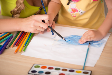 在家里绘图图片-在家里绘图素材-在家里绘图插画-摄图新视界