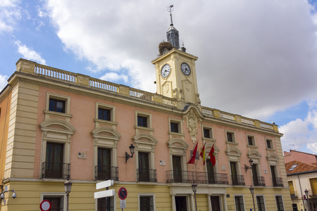 市议会的阿尔卡拉德埃纳雷斯，西班牙