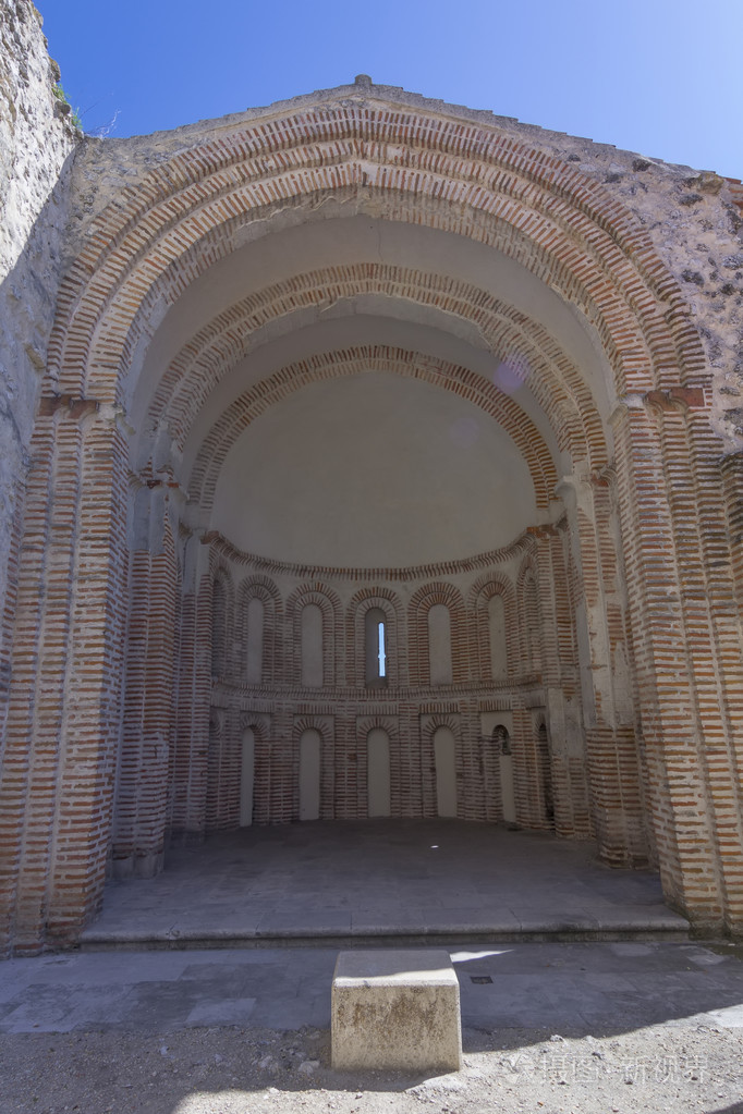 奎利亚尔，西班牙的圣地亚哥后殿遗址