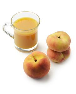 桃子和鲜榨果汁