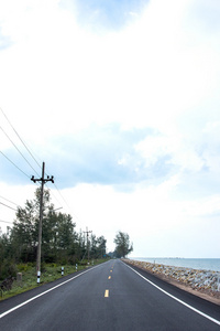 在沿海一带道路图片