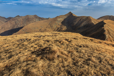 moldoveanu 高峰 fagaras 山中