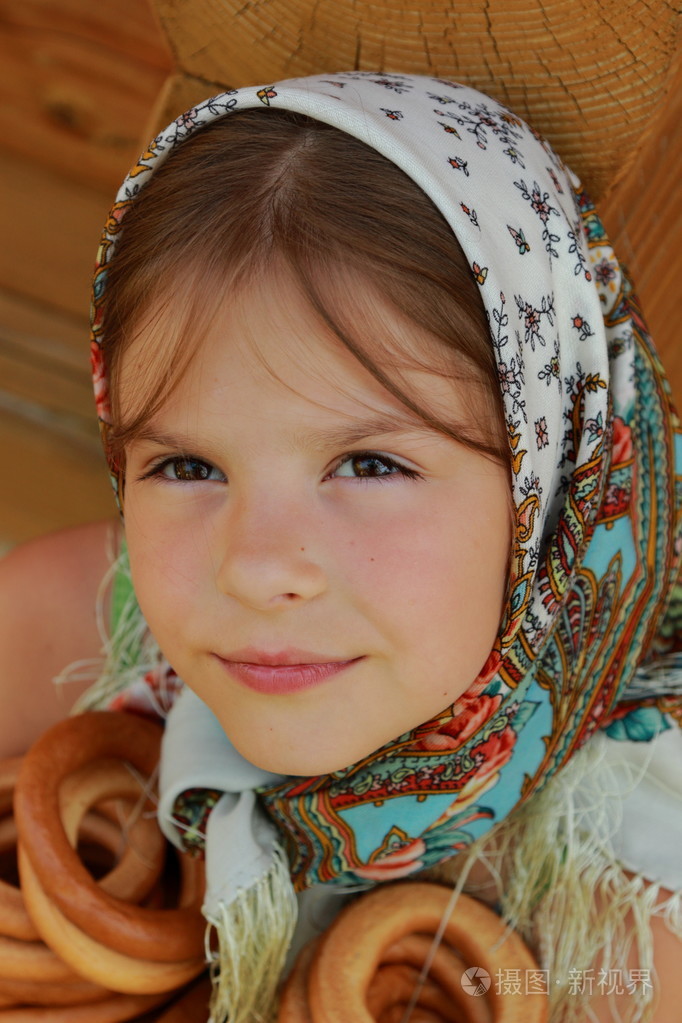 俄罗斯许多小女孩图片