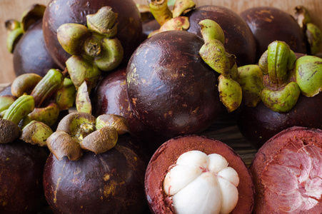 美味的热带水果山竹果图片