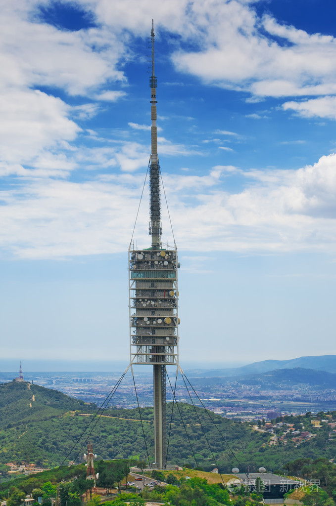 在山上的广播电视塔。托德 collserola 观测塔