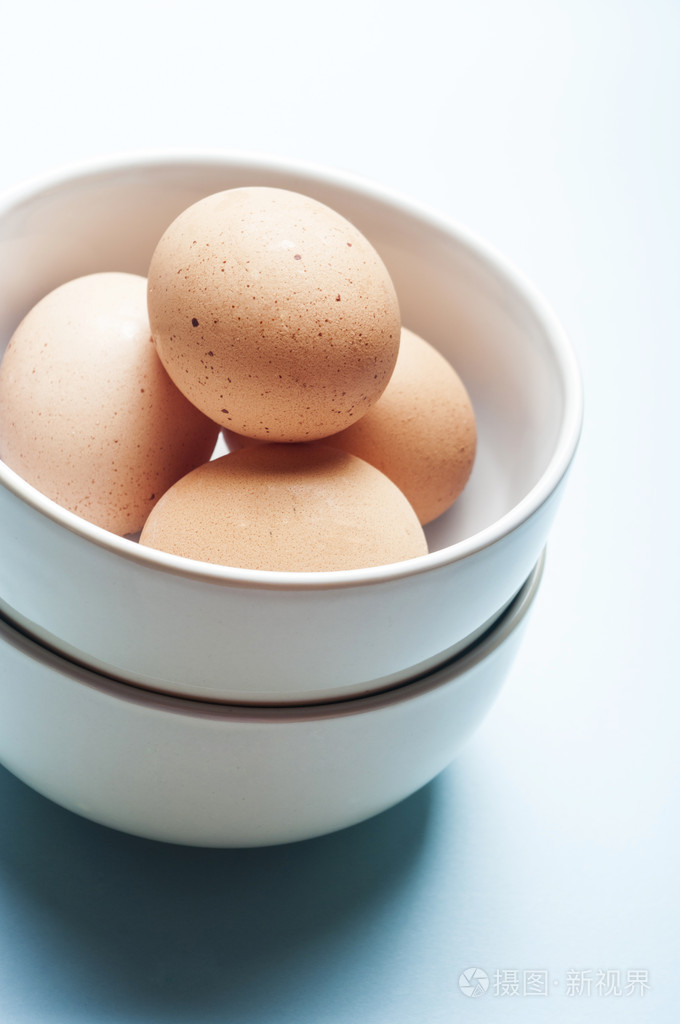 鸡蛋在碗里