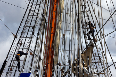 船舶桅杆风帆船舶桅杆照片