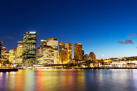 傍晚时分的悉尼城市景观图片