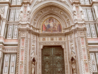复古外观佛罗伦萨大教堂