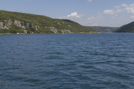 峡湾湖