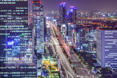 韩国首尔城市景观在晚上