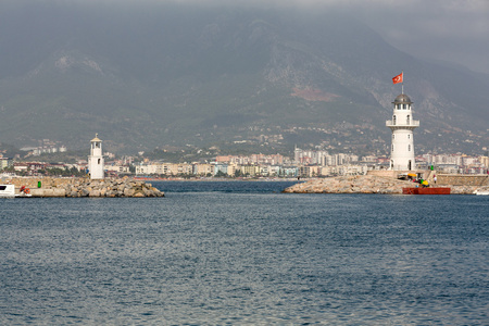 在安卡拉，土耳其港口的灯塔