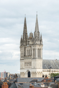 圣莫里斯安格斯大教堂的景色法国