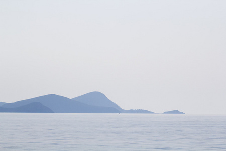 景观与水和土地的背景   爱琴海，希腊