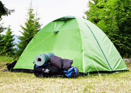 camping.mountain 背包和帐篷