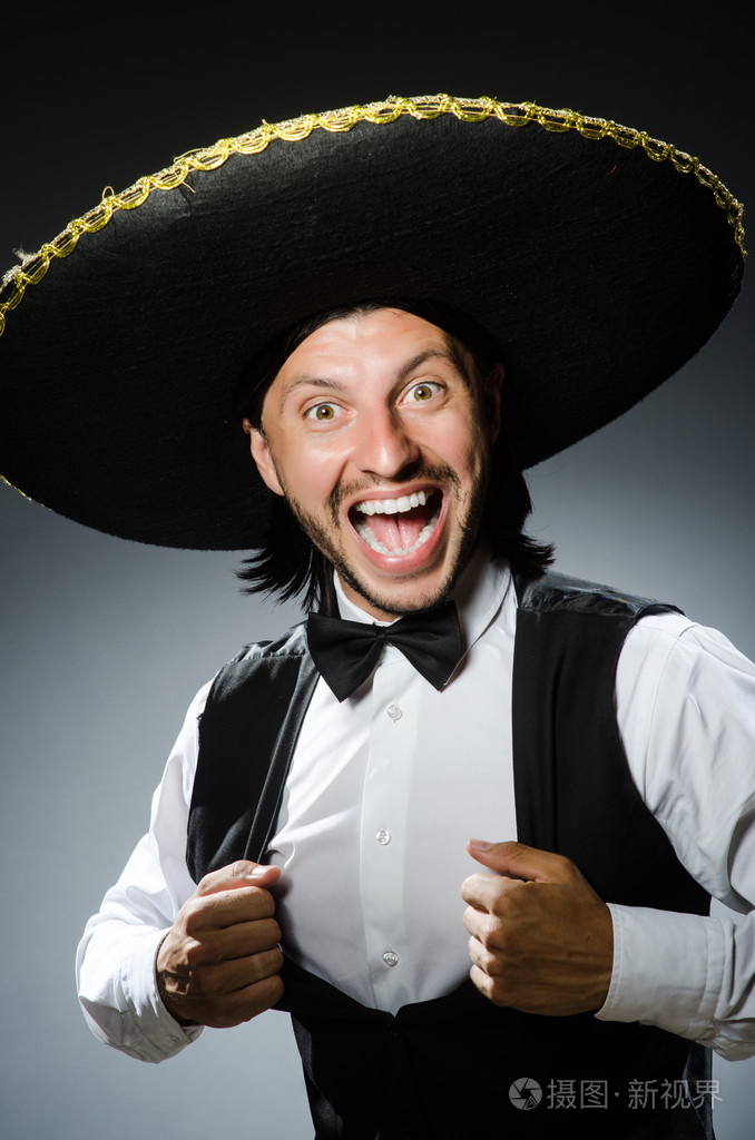 滑稽墨西哥宽边帽的概念与