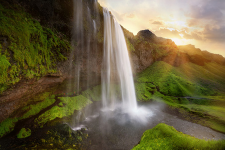 seljalandsfoss 瀑布