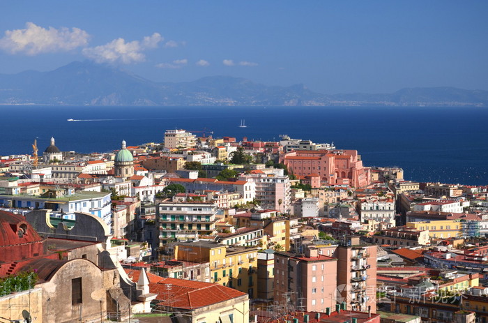 如诗如画的夏天的那不勒斯,意大利坎帕尼亚地区的全景