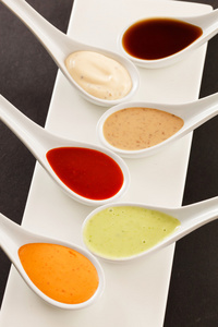 不同种类的酱汁图片-不同种类的酱汁素材-不同种类的酱汁插画-摄图新