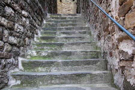 老石台阶