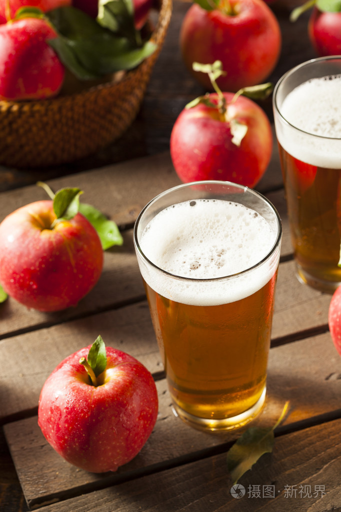 硬的苹果酒啤酒
