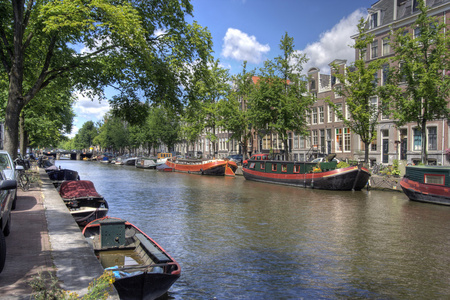 安静的阿姆斯特丹运河
