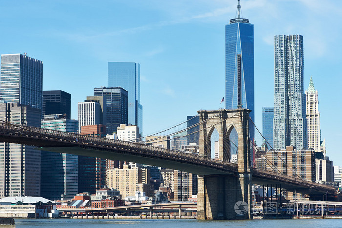布鲁克林大桥与低曼哈顿天际线