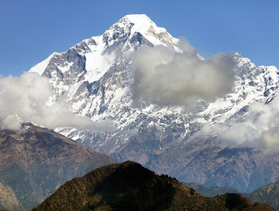 道拉吉里山尼泊尔的视图