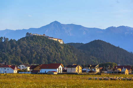 卢尔德的堡垒和左支山罗马尼亚
