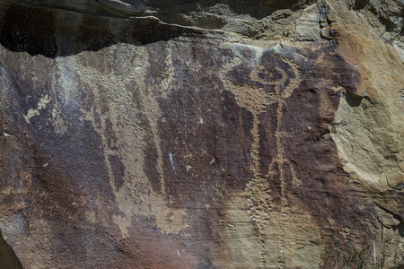 怀俄明州的岩石雕刻图片