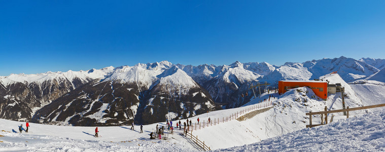 高山滑雪度假村加施奥地利