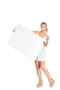 空白板的旗帜，孤立的白色背景上的年轻女子