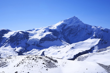 高山峰图片