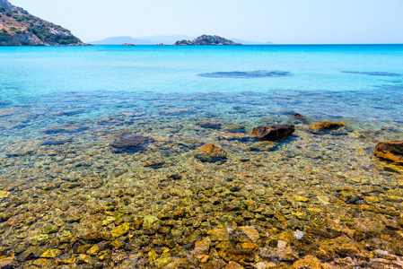 爱琴海的海水清澈透明