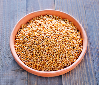 菜单伴奏芥末粒照片