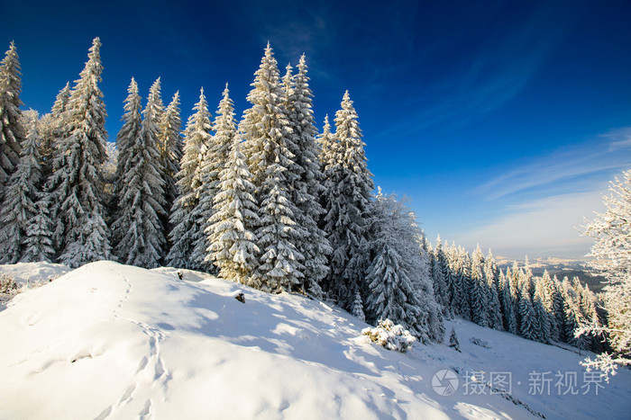 雪山