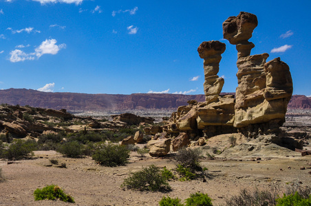 ischigualasto 岩层在 valle de la luna 阿根廷