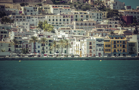 伊维萨岛 Eivissa 旧城与蓝色地中海