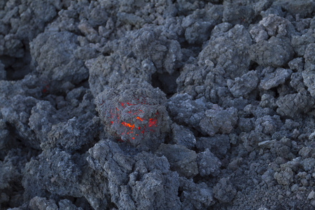 埃特纳火山电影冷却的熔岩照片