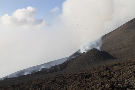 火山喷发景观